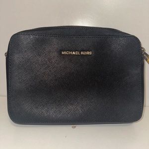 Michael Kors Jet Set East Crossbody